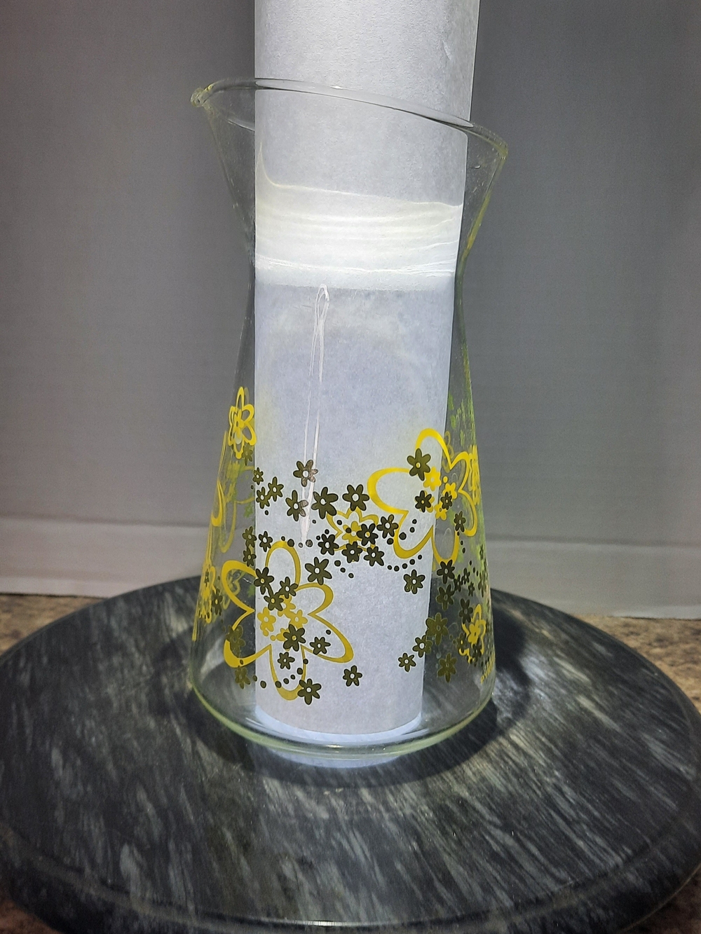 Pyrex Spring Blossom Carafe - Picture 2 of 7